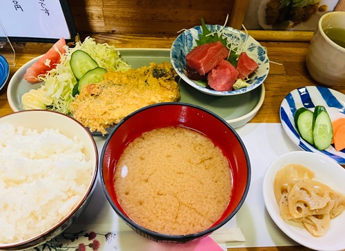 お食事処 味館の日替わり食べランチ