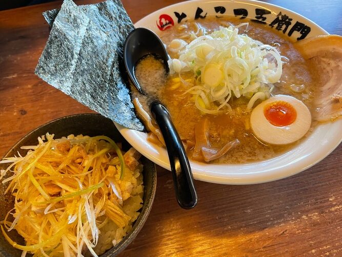 らーめん五衞門 浦安店 豚骨ラーメン