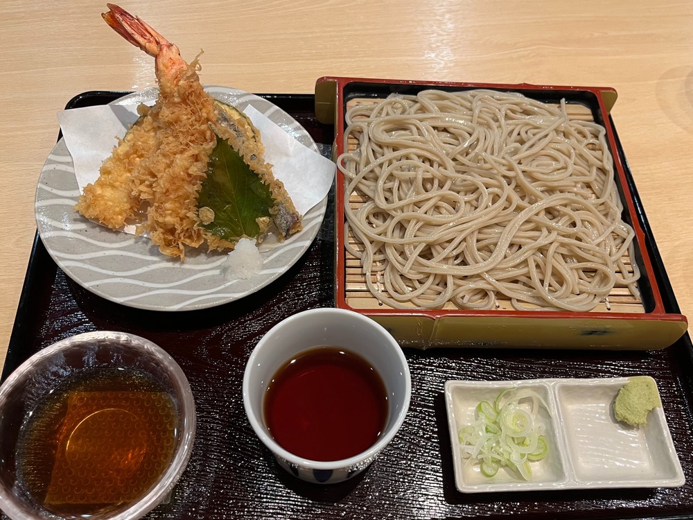 蕎麦屋「ひので」天せいろ(1,200円)